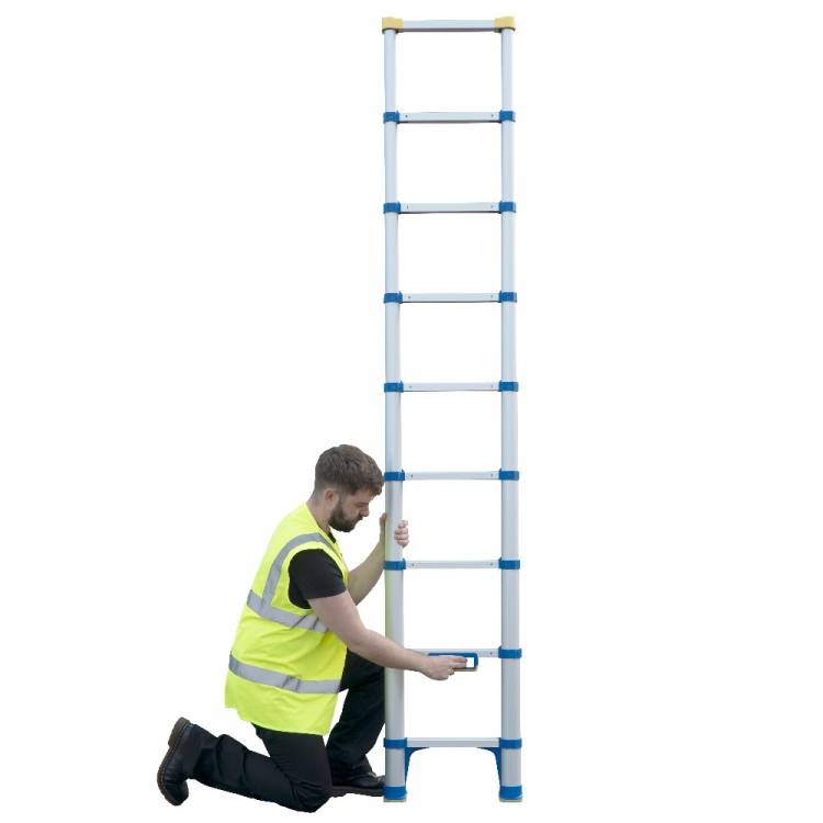 WERNER SOFT CLOSE TELESCOPIC EXTENSION LADDER 2.9M 85029 ALadder.co.uk